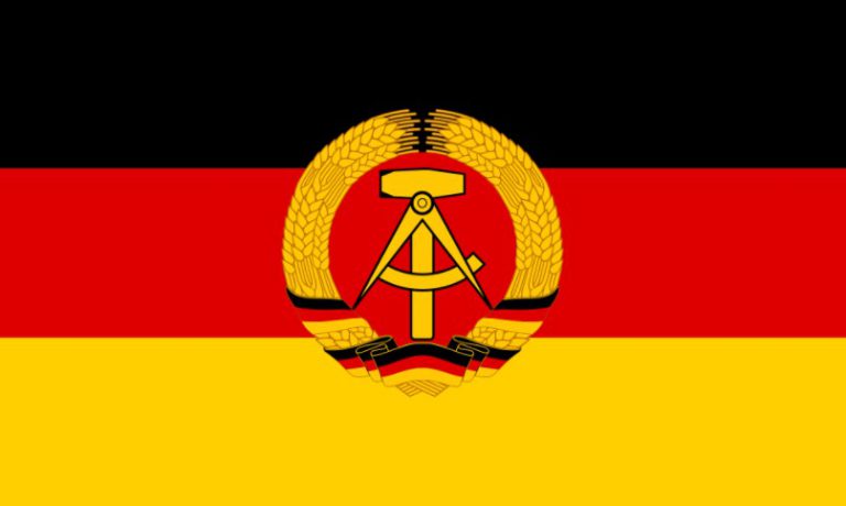 Hình ảnh cờ Đức giai đoạn bị chia cắt hai miền Đông – Tây