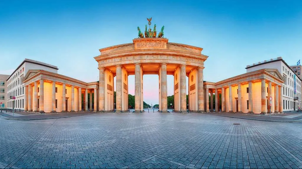Cổng Brandenburg và Bức tường Berlin