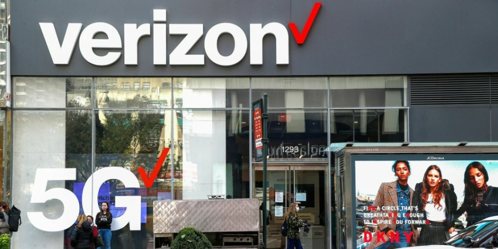 Hình-ảnh-1-cửa-hàng-sim-dien-thoai-Verizon-tại-Mỹ