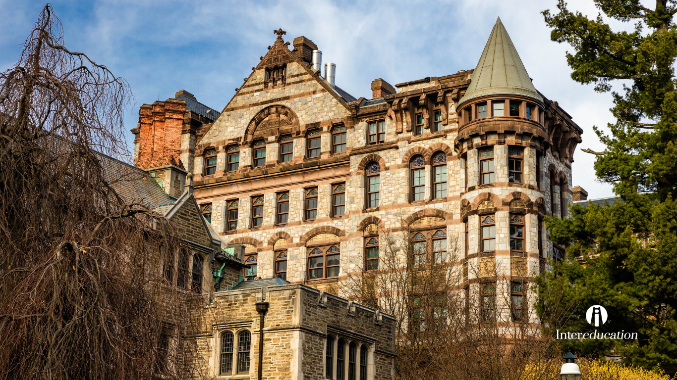 Witherspoon-Hall-tai-Dai-hoc-Princeton